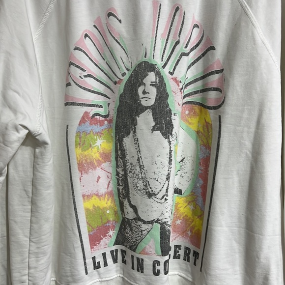 White lightweight graphic sweat shirt size small but would easily fit medium - Picture 2 of 3